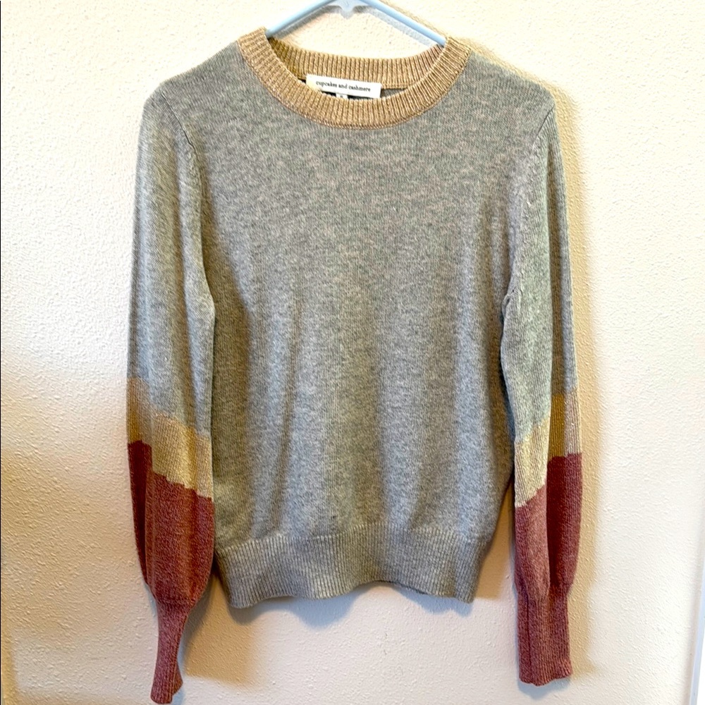 Cupcakes and Cashmere Wm Sz S Greenville Bishop Sleeve Sweater